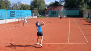 Sophie Kavka to serve