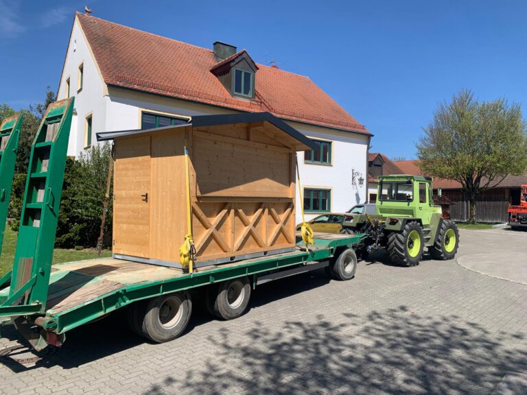 Grillhuette Anlieferung